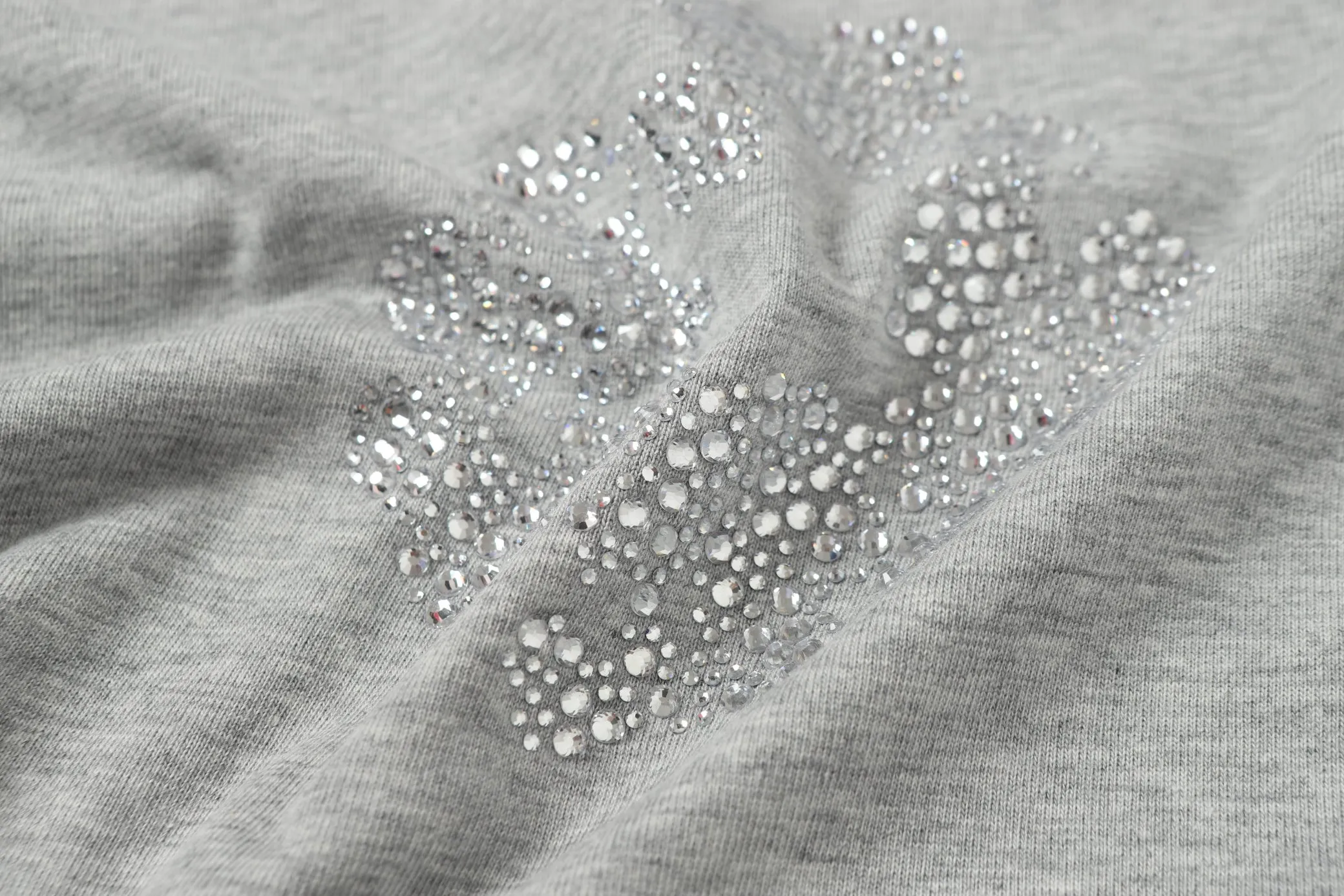 P104 205#DENIM TEARS Kapok European and American trendy brand high-quality crystal hot diamond short-sleeved suit Color: Black Gray Rose Red Size S-XL